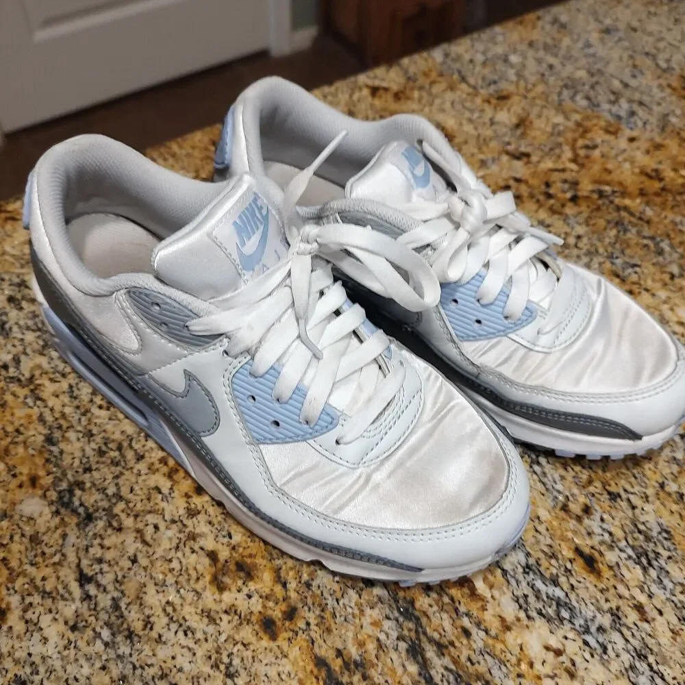 Nike Air Max 90 White Cobalt Bliss Blue Photon Dust FB8570-100 Women's Sz US 9